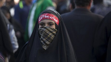 La guía sexual del Estado Islámico que indica cómo y cuándo violar niñas y mujeres esclavas