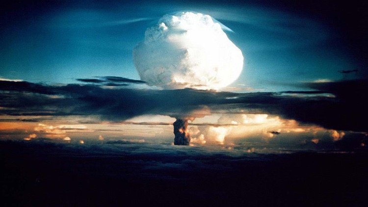 Paul Craig Roberts: "La tercera guerra mundial está a la vista"