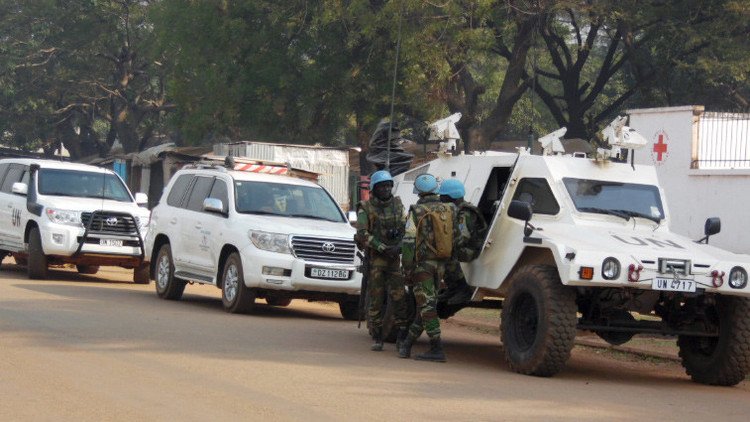 'Cascos azules' intercambiaron comida por sexo infantil en la República Centroafricana