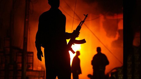 La embajada saudí en Bagdad, supuestamente en llamas tras el impacto de un misil