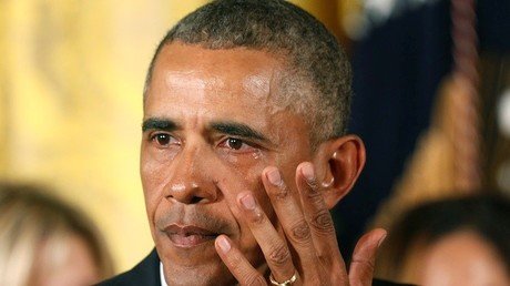 ¿Lágrimas de cocodrilo?: Obama llora al anunciar medidas para el control de armas (Video)