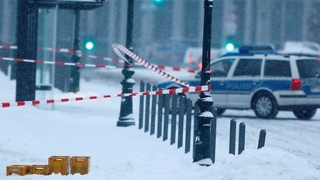 Cierran la Cancillería alemana por presencia de paquetes sospechosos