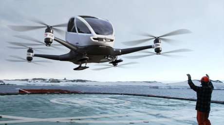 ¿Quiere viajar en dron? Una empresa china presenta el primero capaz de transportar pasajeros (video)