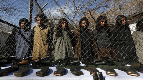 EE.UU. invierte millones de dólares en los soldados 'fantasma' de Afganistán