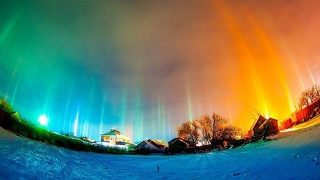 Impresionantes fenómenos naturales dan la bienvenida al año nuevo en Rusia