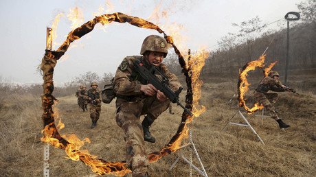 EE.UU. "debería estar muy nervioso" por la primera base de China en África