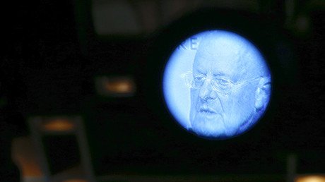 Un adolescente accede a los datos personales del jefe de la Inteligencia de EE.UU.