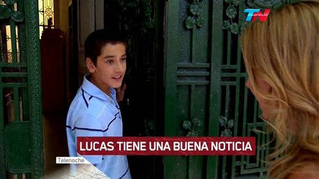 Un chico argentino que terminó el colegio viviendo en la calle