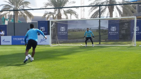 Hulk te enseña a patear el mejor penal de tu vida