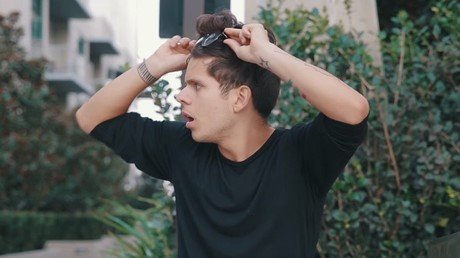 Así se ve el mundo a través de las gafas 'racistas'