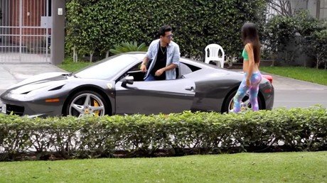 Rechaza a un hombre... y se arrepiente a los pocos segundos