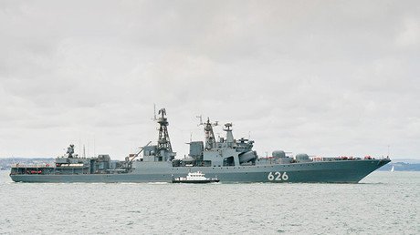 Rusia enseña los 'dientes' de sus buques de guerra en Siria a periodistas extranjeros (VIDEO)