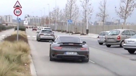 La arriesgada maniobra de Ronaldo con su coche deportivo 