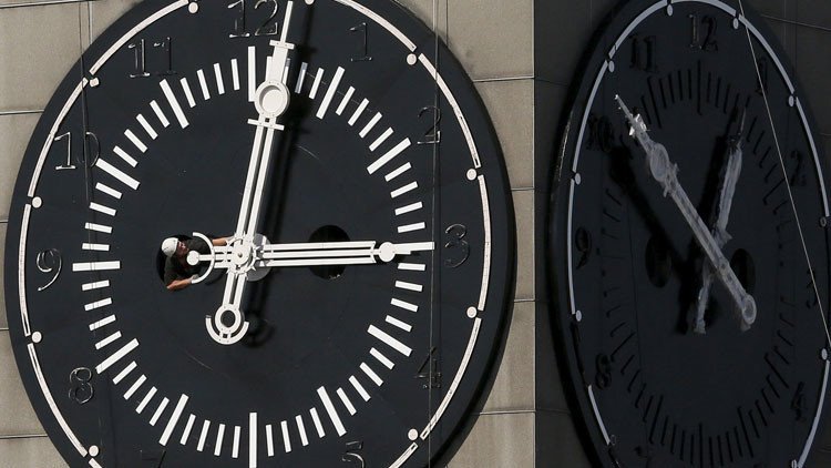 ¿La vida es una ilusión? Físicos presentan una nueva teoría del tiempo que cambiaría nuestra visión 