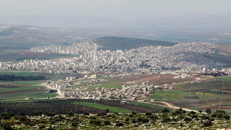 Turquía bombardea una ciudad kurda en Siria