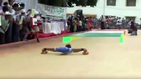 Patinaje limbo de otro mundo: estos niños desafían las leyes de la física