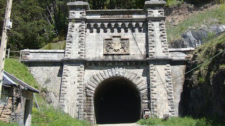 Laboratorio único de España: buscando la materia oscura en un túnel