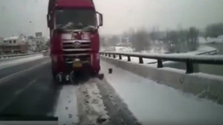 Un motociclista ya se había despedido de la vida pero logra engañar a la muerte