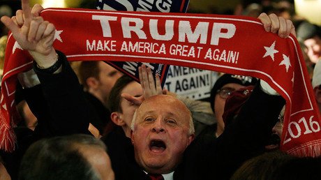 Nervios en Wall Street por los primeros giros inesperados de la carrera presidencial de EE.UU.