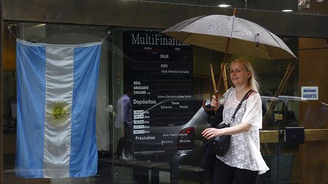 Argentina llega a un acuerdo con cinco 'fondos buitre' por casi 450 millones de dólares