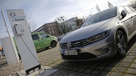 Bloomberg predice un nuevo colapso en el mercado del crudo