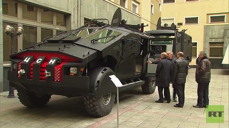 Video: Putin supervisa el nuevo 'Batimóvil' para los servicios secretos de Rusia