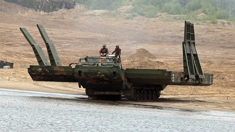 Diseñan en Rusia puentes 'invisibles' a los aviones espía