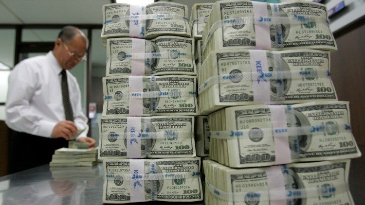 Bancos centrales del mundo venden bonos de deuda de EE.UU. a ritmo récord