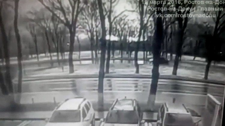 Aparece el primer video del siniestro del Boeing 737 en el sur de Rusia