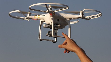 Video: Así reaccionan niños africanos al ver un dron por primera vez