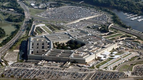 ¿Sigue la paranoia?: el Pentágono tilda a Rusia y China de "principales retos" para EE.UU.