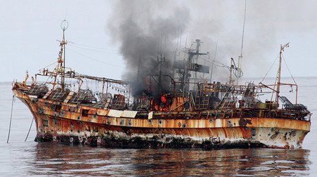 Los desconcertantes objetos que cruzaron el océano Pacífico tras el tsunami de Japón de 2011
