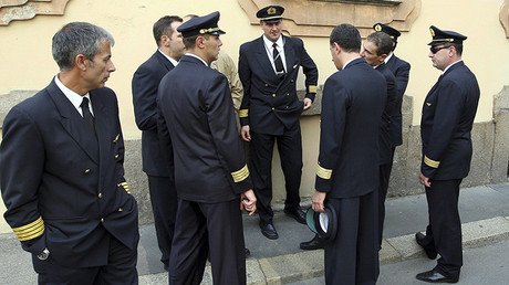 Pilotos revelan el vocabulario secreto con el que alertan de emergencias a bordo