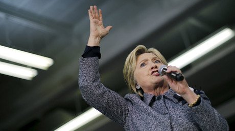 ¿Memoria selectiva? Clinton declara que EE.UU. "no perdió ni a una sola persona" en Libia (Video)