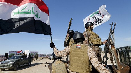 Video: Así dispara el francotirador de 62 años que mató a 173 terroristas en menos de un año