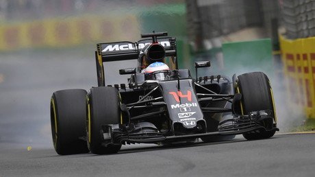 Fernando Alonso sale ileso de un aparatoso accidente (VIDEO)