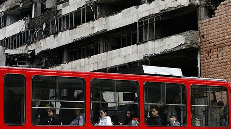 Serbia: Un hombre se suicida con una granada de mano en una confitería de Belgrado