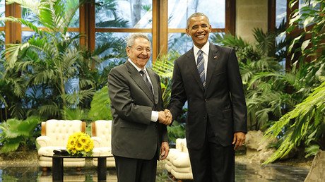 Barack Obama se reúne con Raúl Castro en el marco de su histórica visita