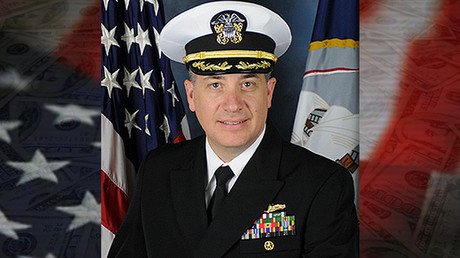 Sentencian a 4 años de prisión por corrupción a un capitán naval de EE.UU.