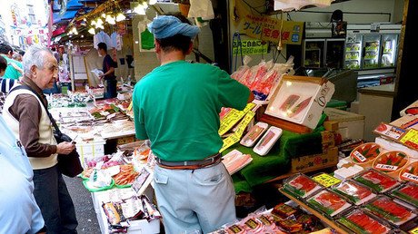 Jubilados japoneses roban en tiendas para ir a la cárcel
