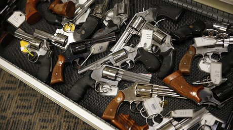 ¿Es broma o van en serio? Exigen permitir las armas de fuego en la Convención Republicana de EE.UU.