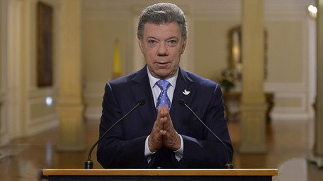Paz demorada en Colombia: el presidente exige que las FARC definan cuándo entregarán las armas