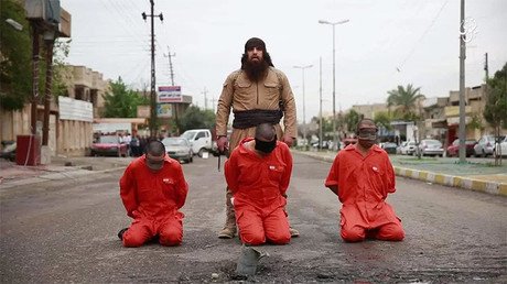 El Estado Islámico graba y difunde la decapitación de un soldado kurdo