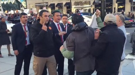 Videos: Guardaespaldas de Erdogan se enfrentan torpemente a una protesta en EE.UU.