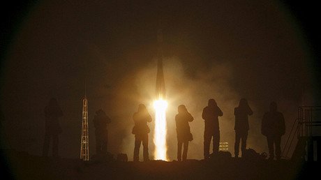 El carguero espacial ruso Progress se dirige exitosamente a la EEI (Video)