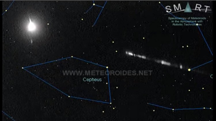 Video: una espectacular bola de fuego explota sobre la provincia española de Albacete 