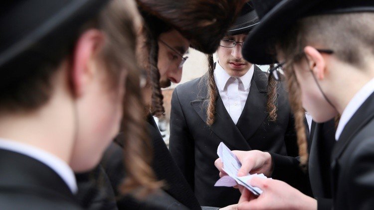 Aseguran que el yidis fue creado como una "lengua secreta" en la Ruta de la Seda