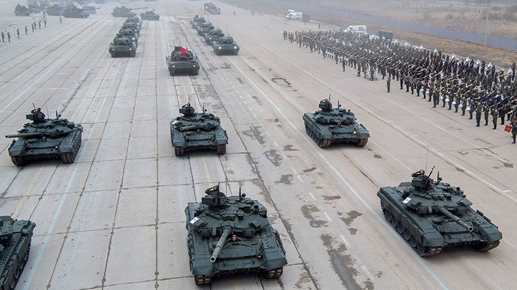 Número, armamento, alcance: En qué aspectos Rusia es superior a la OTAN