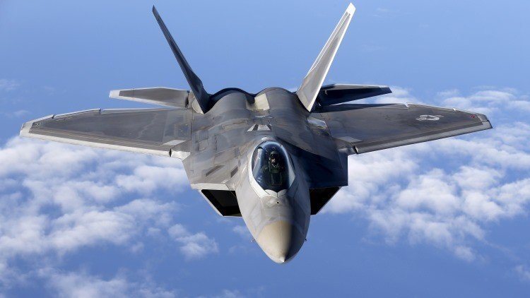 Un paso adelante, dos pasos atrás: "EE.UU. pretende tapar el agujero tecnológico con los Raptor"