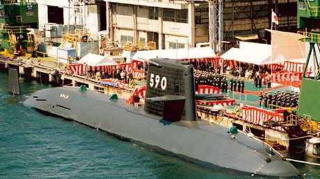 ¿Escalada de tensiones? Buques de guerra de Japón entran a puerto cerca de las islas en disputa